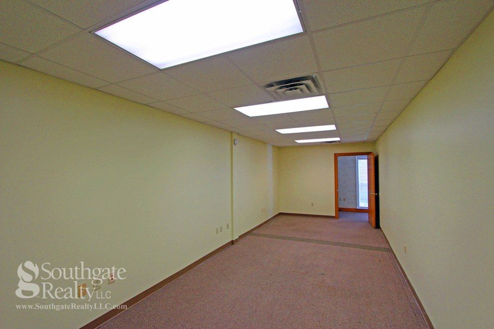 1700 S. 28th Ave. (Suite B)